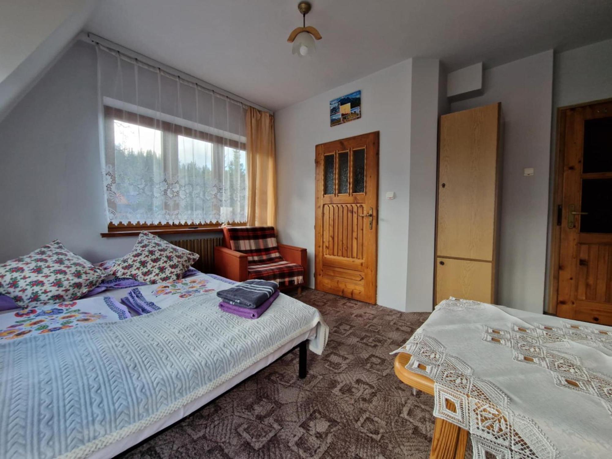 Pokoje Goscinne U Landy Poronin Exterior foto